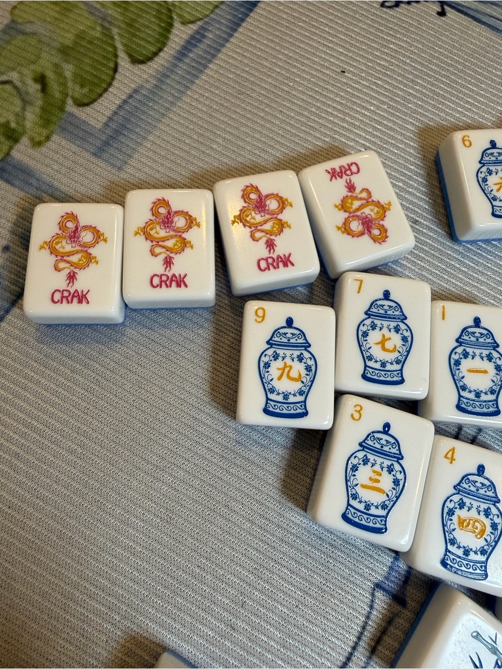 Mahjong set 160 tiles  Comes with blanks. Lovely Blue and white Chinoiserie - Picture 8 of 12